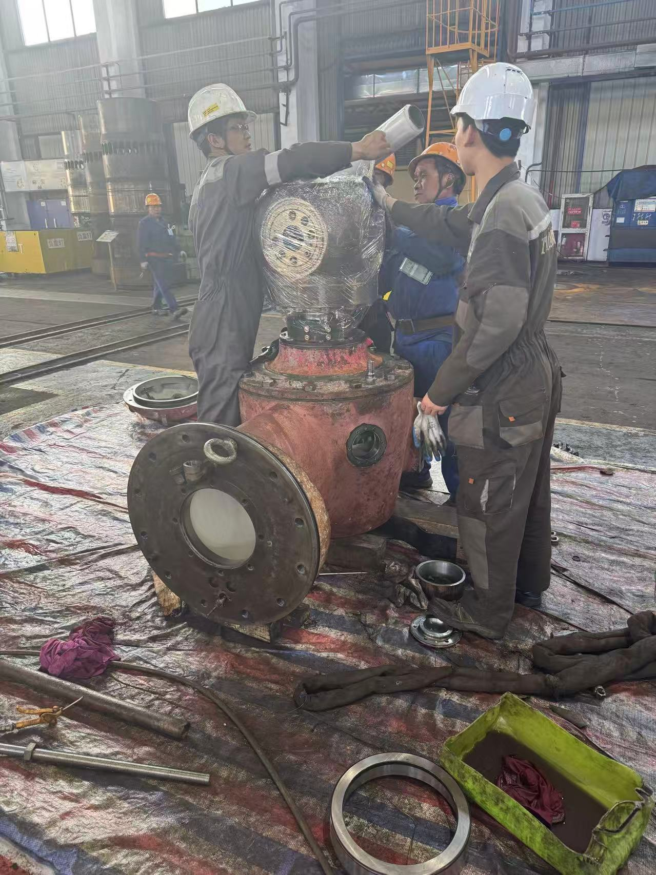 BOW  THRUSTER OVERHAULED